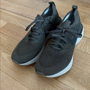 Nike women’s Dark Gray Sneakers